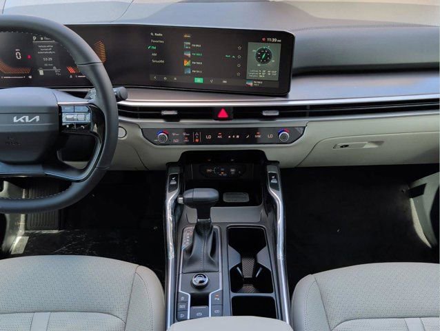 New 2026 Kia Sorento S FWD image 16