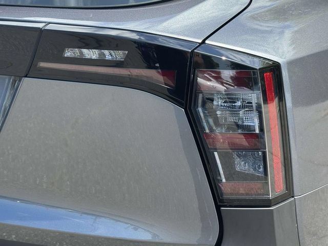 Used 2025 Nissan Kicks S AWD/4WD image 11