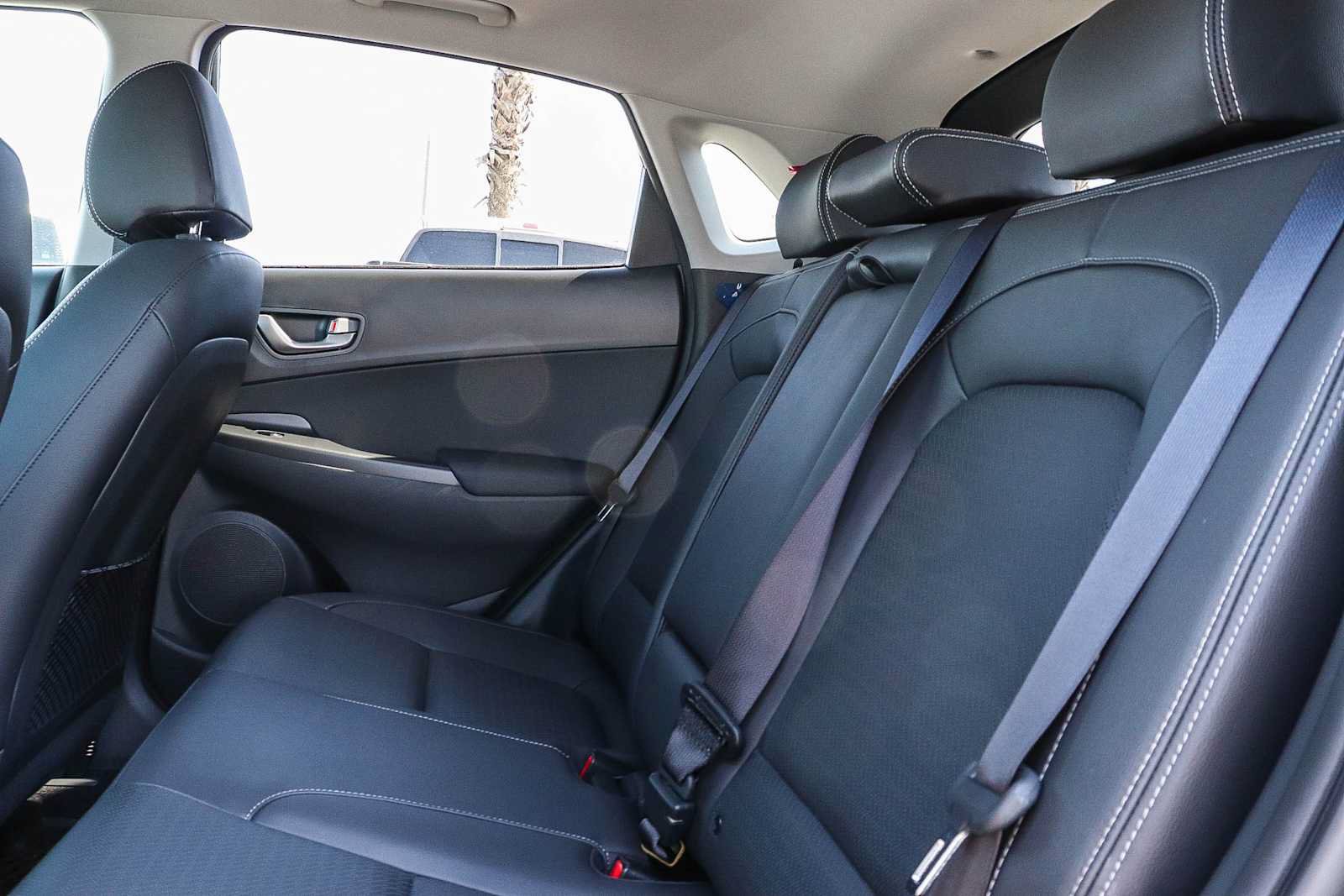 Used 2021 Hyundai Kona Limited w/ Cargo Package AWD/4WD image 25