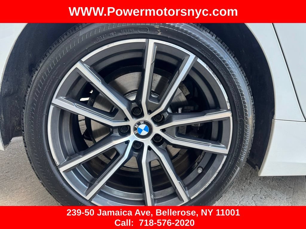 Used 2021 BMW 330i xDrive Sedan w/ Convenience Package AWD/4WD image 17