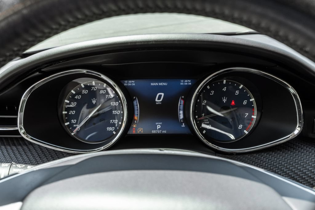 Used 2020 Maserati Quattroporte S GranLusso Q4 AWD/4WD image 16