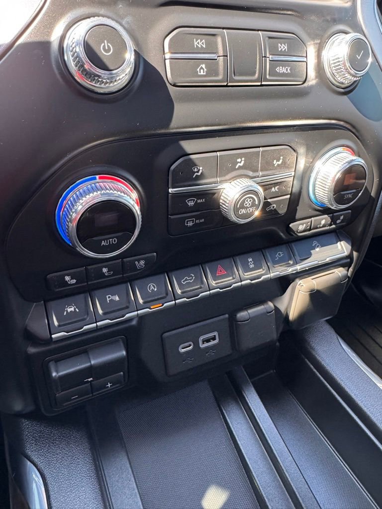 Used 2019 GMC Sierra 1500 SLT w/ SLT Premium Plus Package image 23