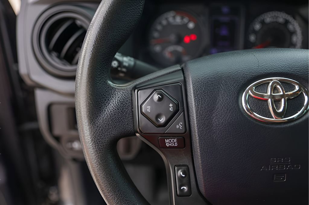 Used 2018 Toyota Tacoma SR w/ SR Convenience Package RWD image 16