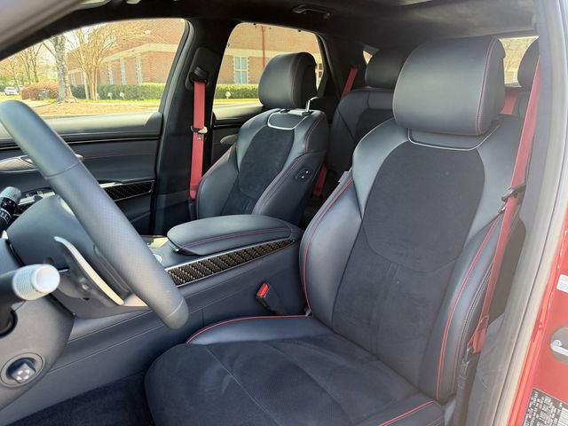 Used 2022 Genesis GV70 3.5T Sport w/ Sport Prestige Package image 12