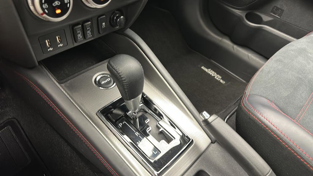 Used 2025 Mitsubishi Outlander Sport SE AWD/4WD image 23