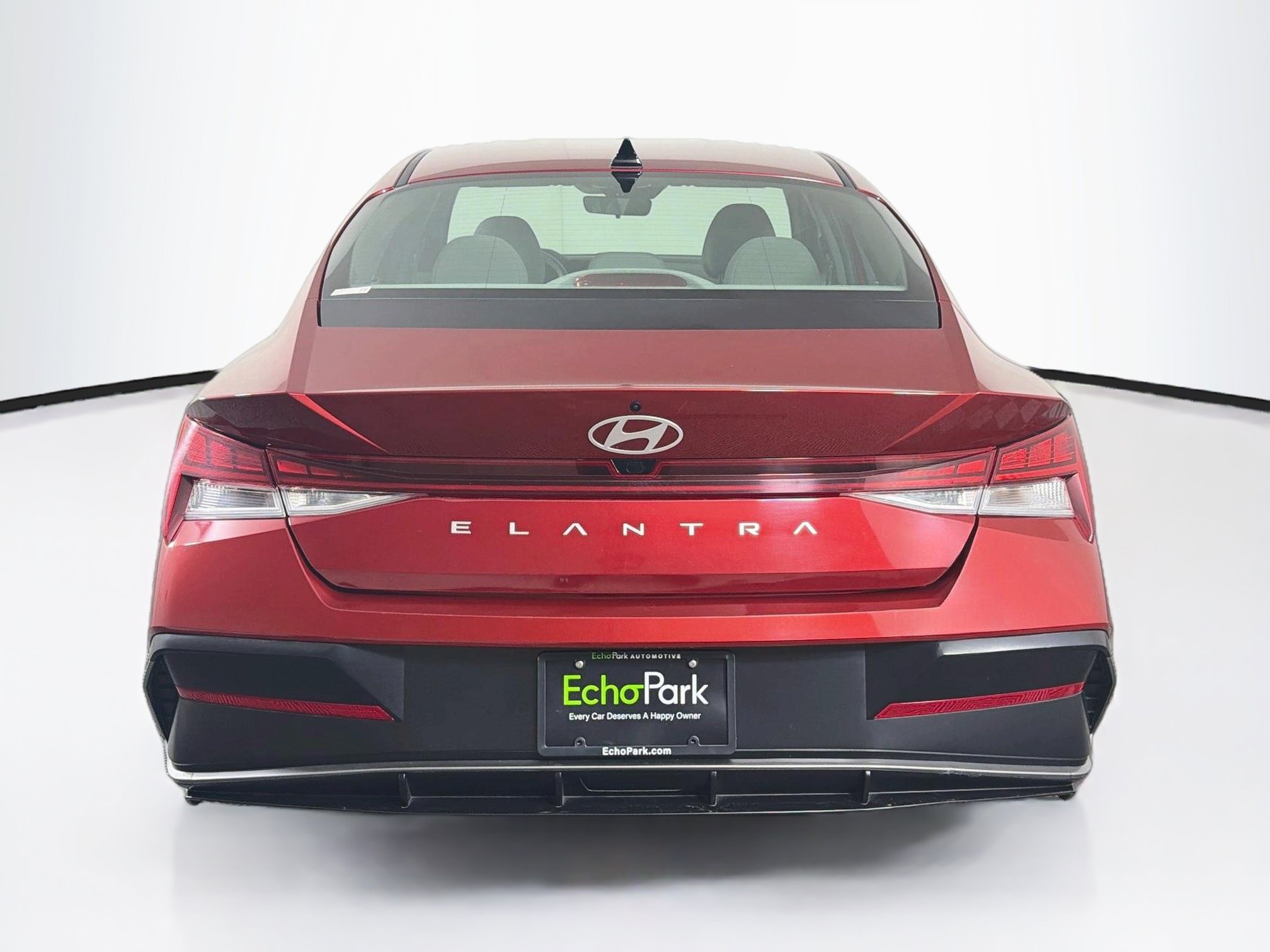Used 2025 Hyundai Elantra SEL FWD image 7