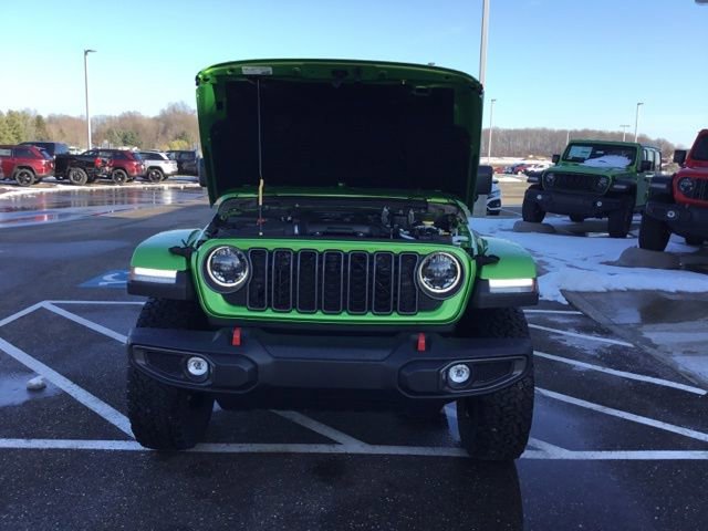 New 2026 Jeep Wrangler Unlimited Rubicon w/ Safety Group image 32