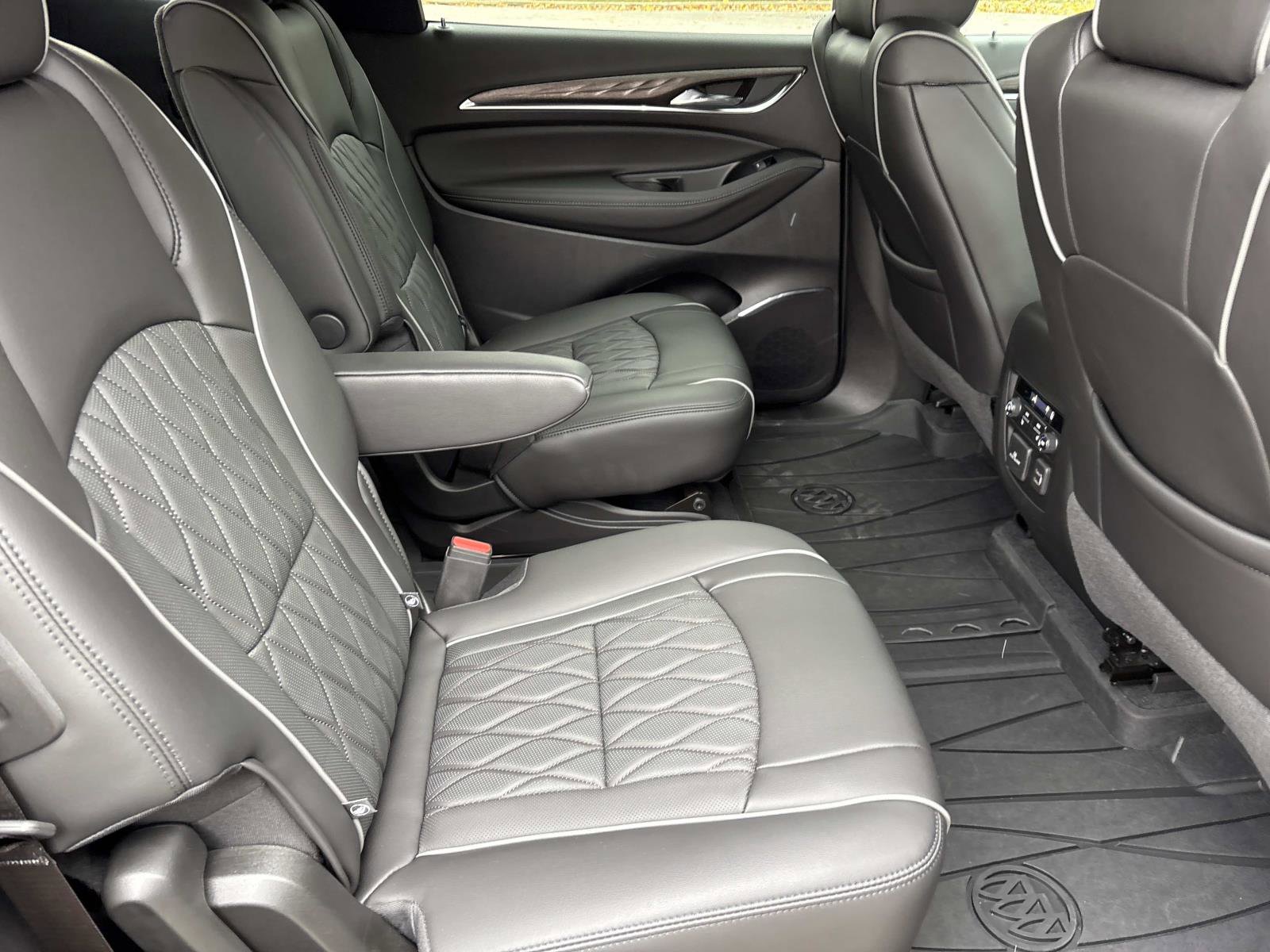 Certified 2023 Buick Enclave Avenir w/ Avenir Technology Package image 34