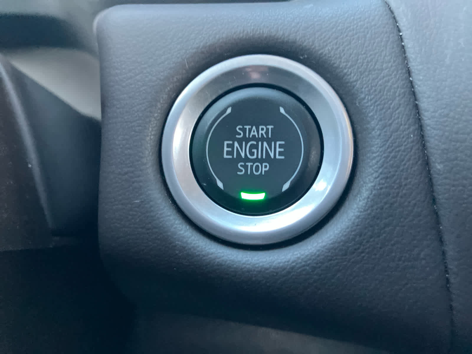 Certified 2024 Chevrolet Tahoe Z71 w/ Luxury Package image 27