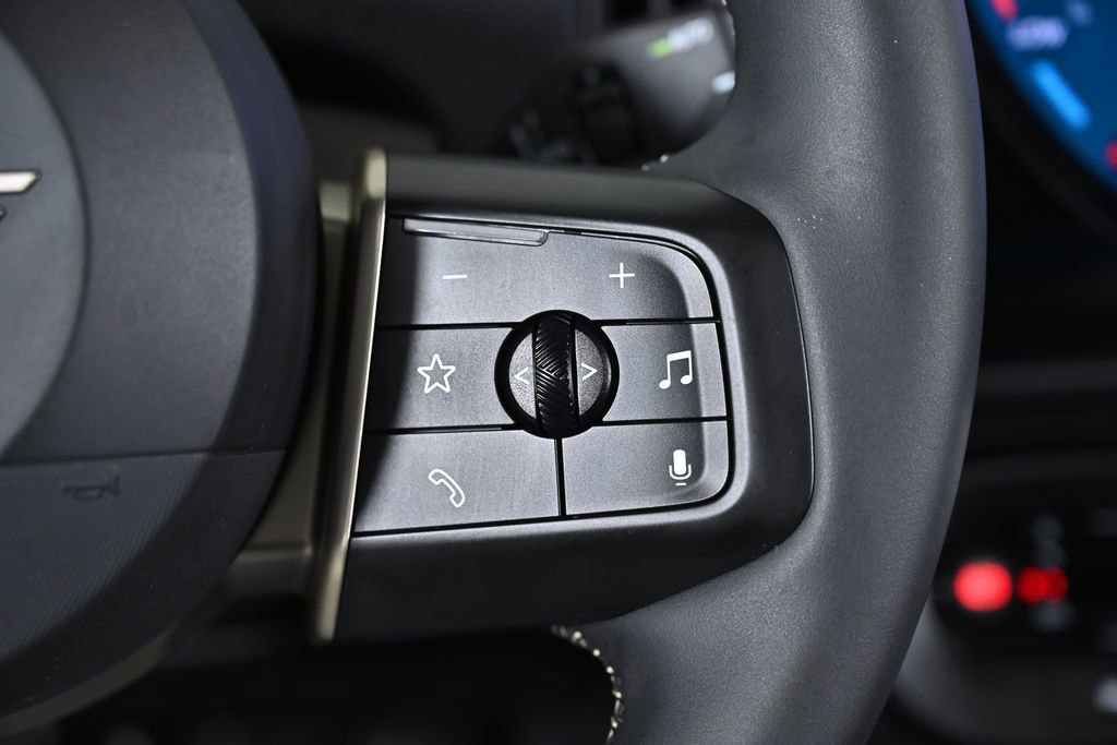 Certified 2025 MINI Cooper S image 11