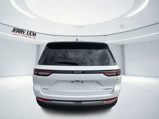 Used 2023 Jeep Grand Cherokee Laredo w/ Luxury Tech Group I AWD/4WD image 4