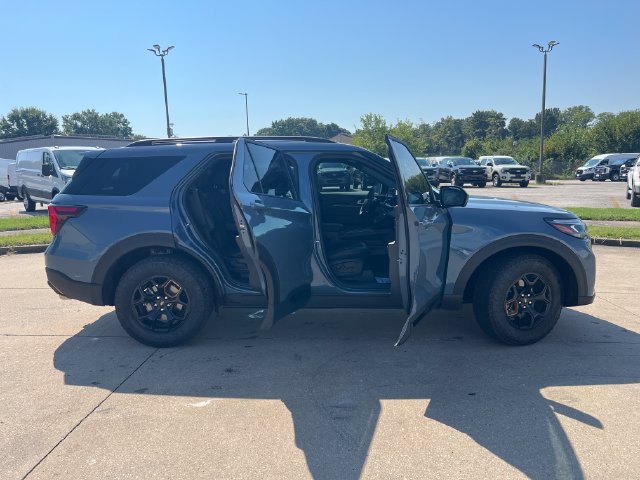 Used 2026 Ford Explorer Tremor AWD/4WD image 12