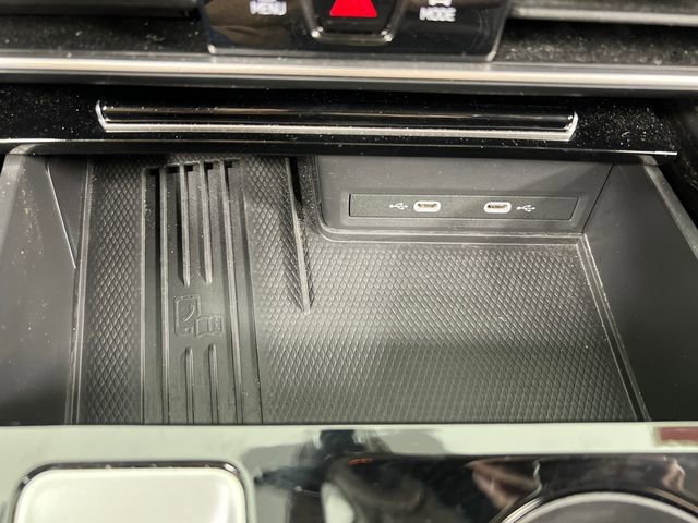 Used 2025 Volkswagen Atlas SE image 22