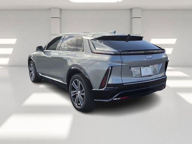 New 2026 Cadillac Lyriq Luxury RWD image 3