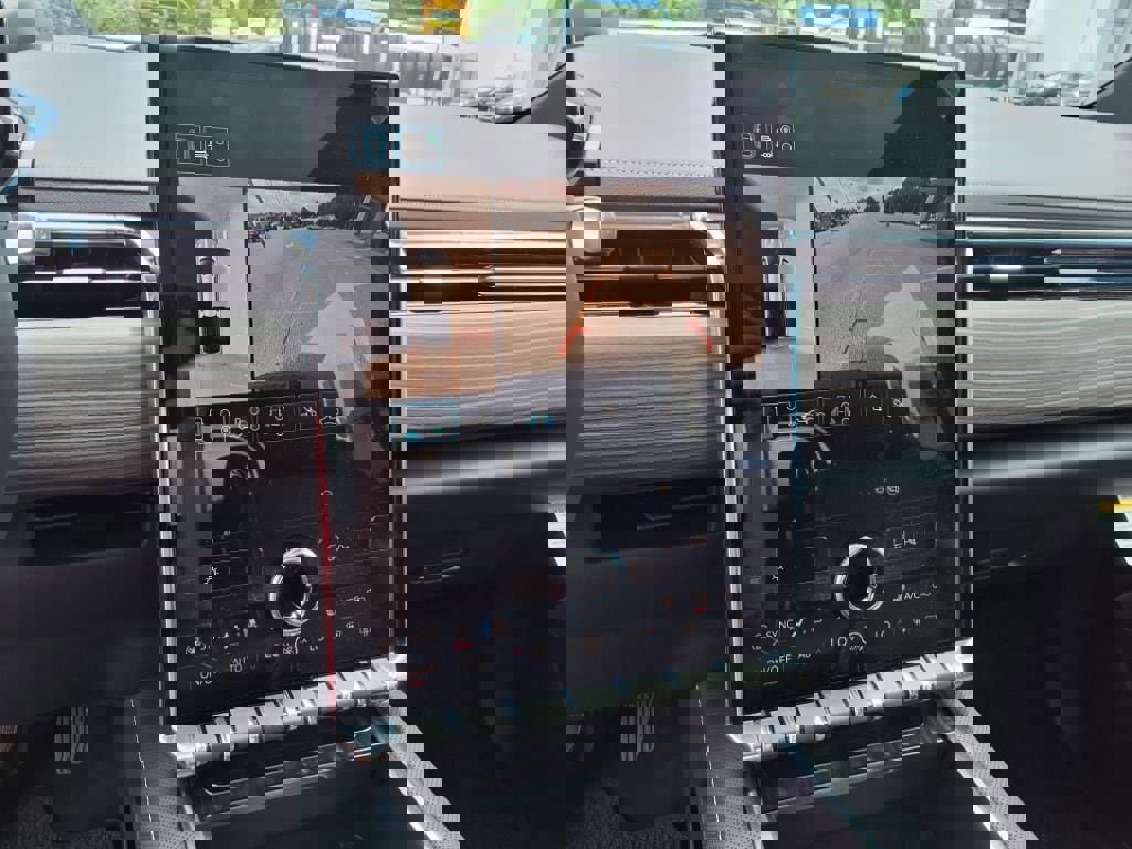 New 2025 GMC Sierra EV Denali image 9