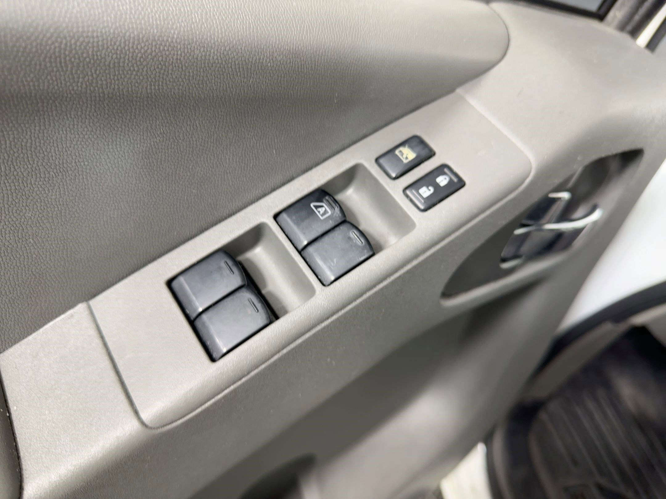 Used 2021 Nissan Frontier SV image 12