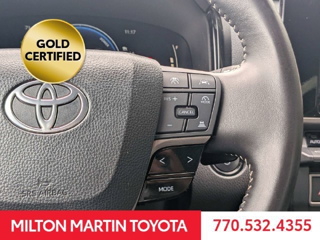 Used 2025 Toyota Camry SE FWD image 22
