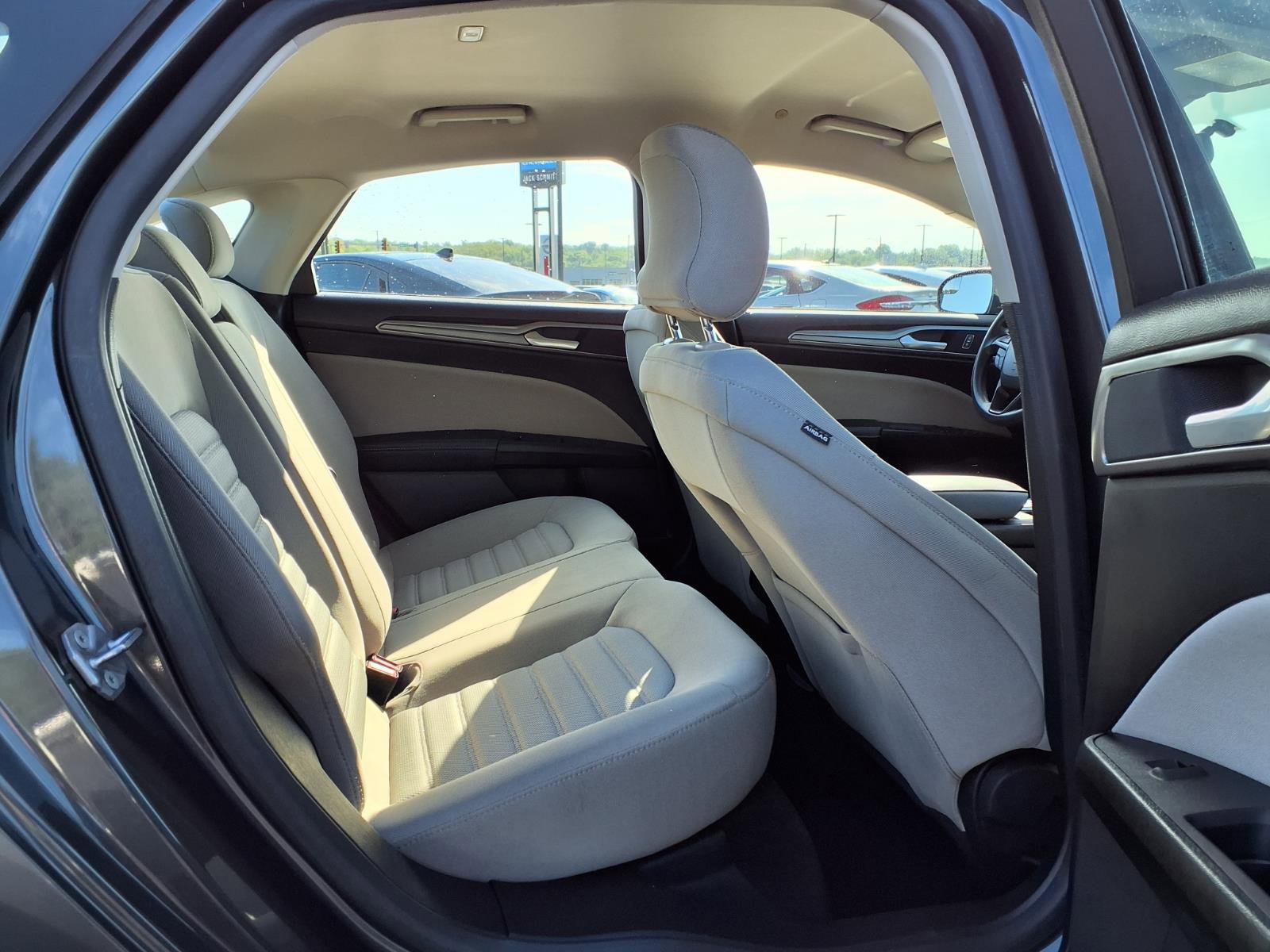 Used 2018 Ford Fusion S FWD image 24