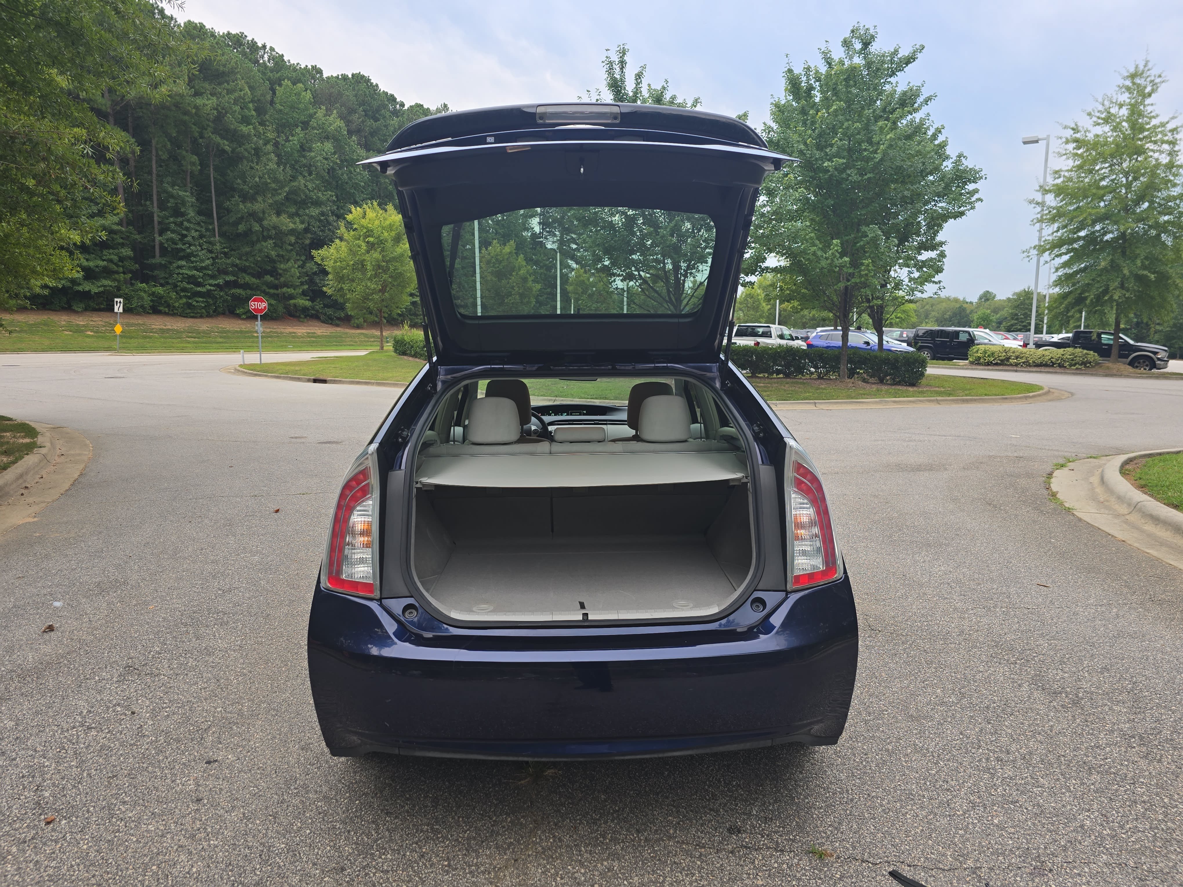 Used 2015 Toyota Prius Two FWD image 12