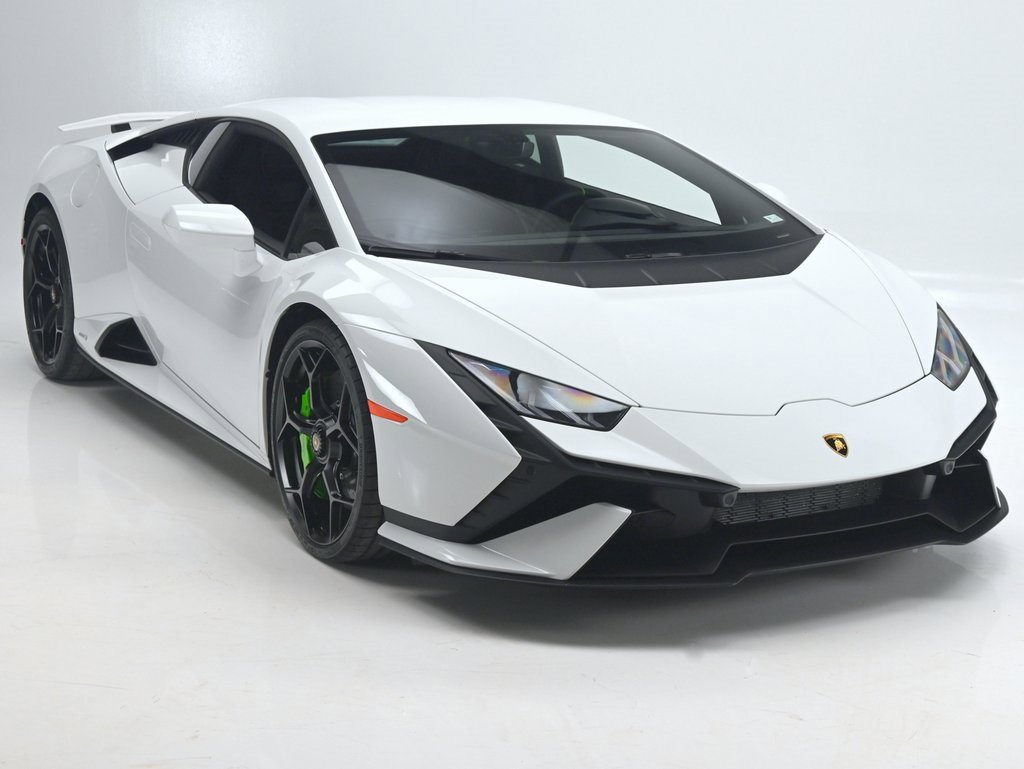 Used 2023 Lamborghini Huracan Tecnica image 3