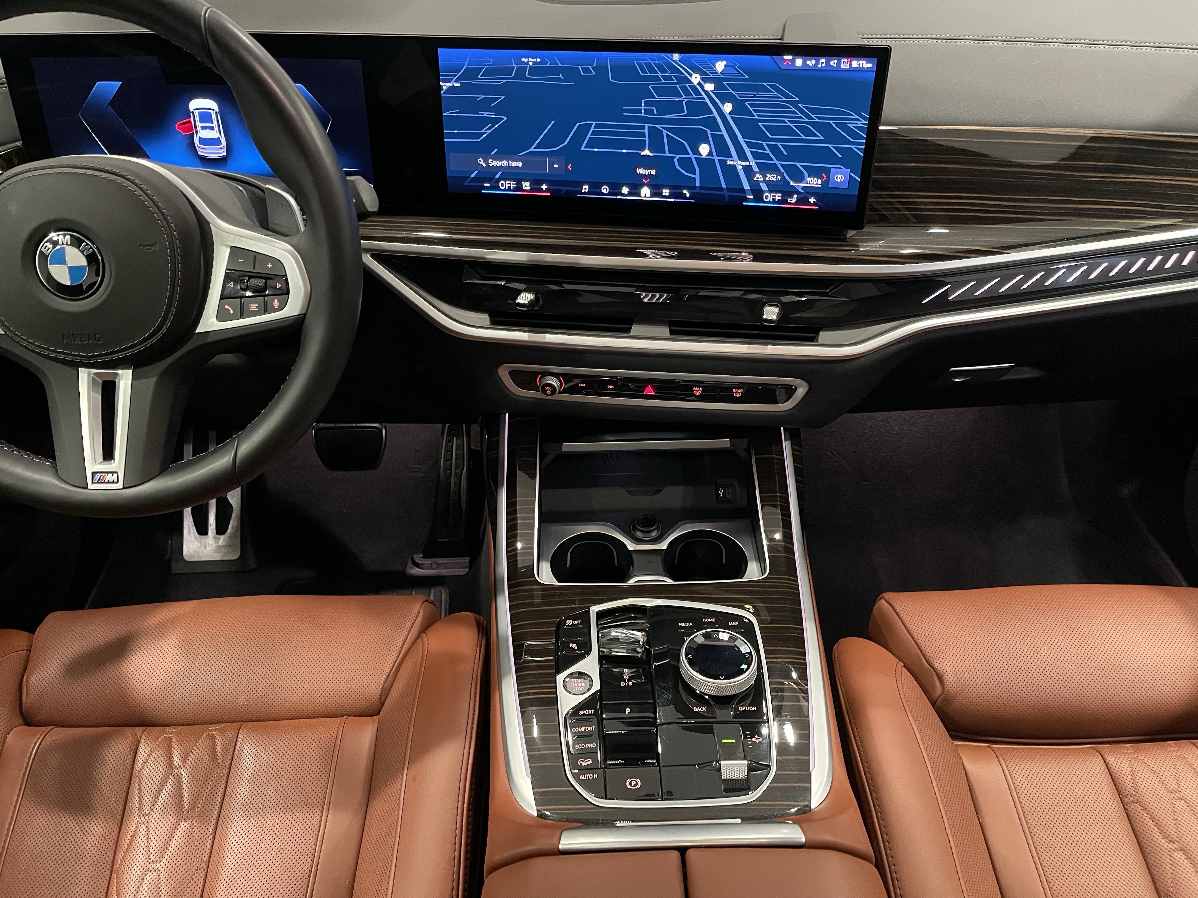 Certified 2025 BMW X7 M60i w/ Executive Package AWD/4WD image 17