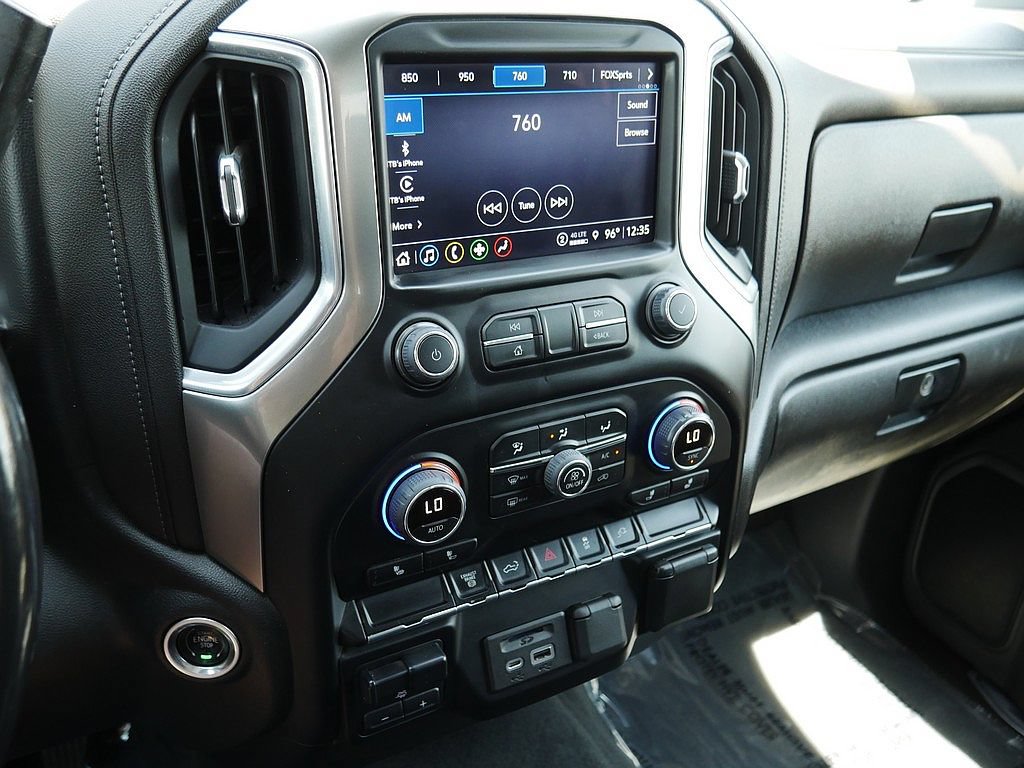 Used 2022 Chevrolet Silverado 3500 LTZ AWD/4WD image 33