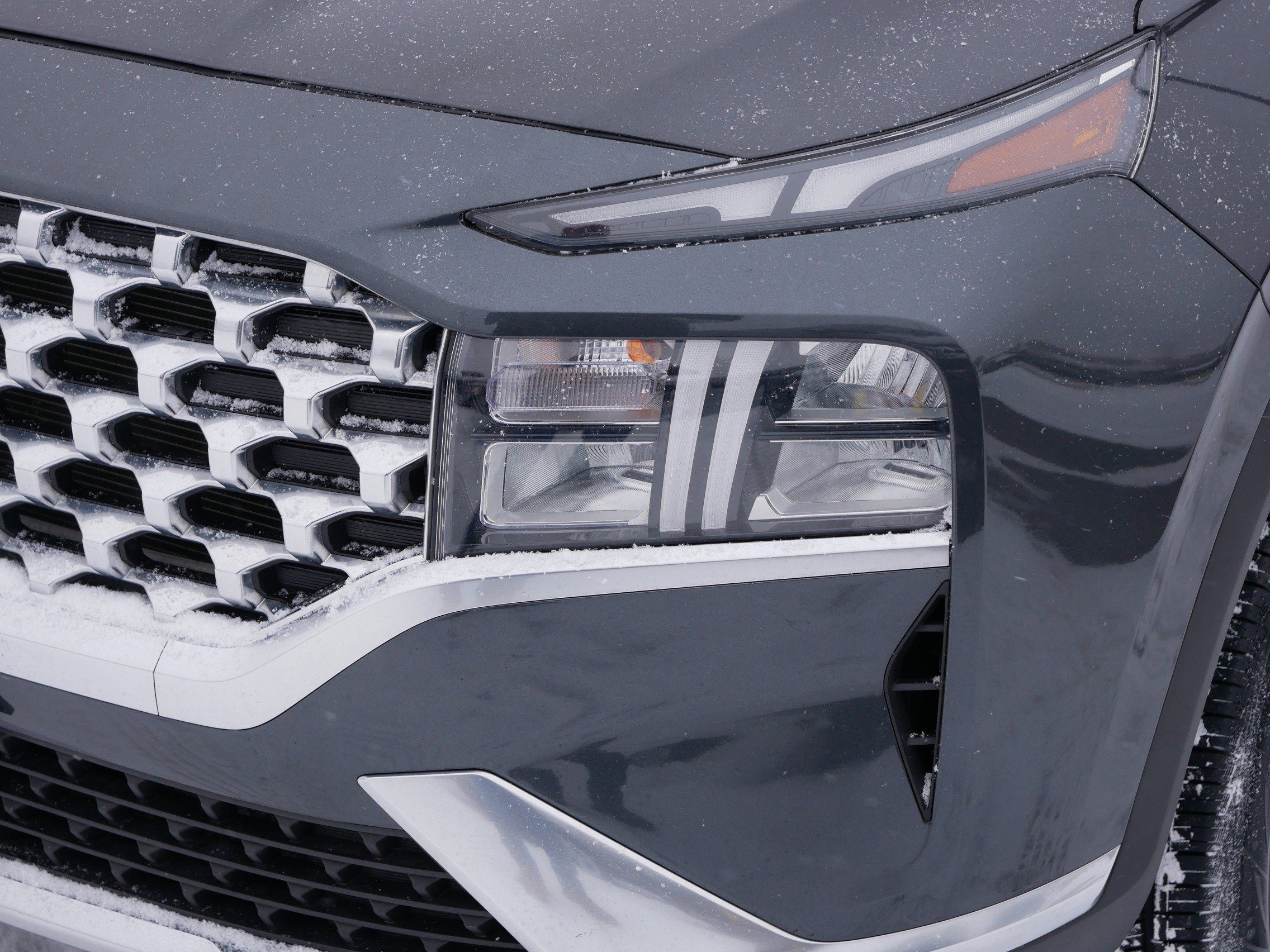 Certified 2022 Hyundai Santa Fe SEL w/ Convenience Package image 16