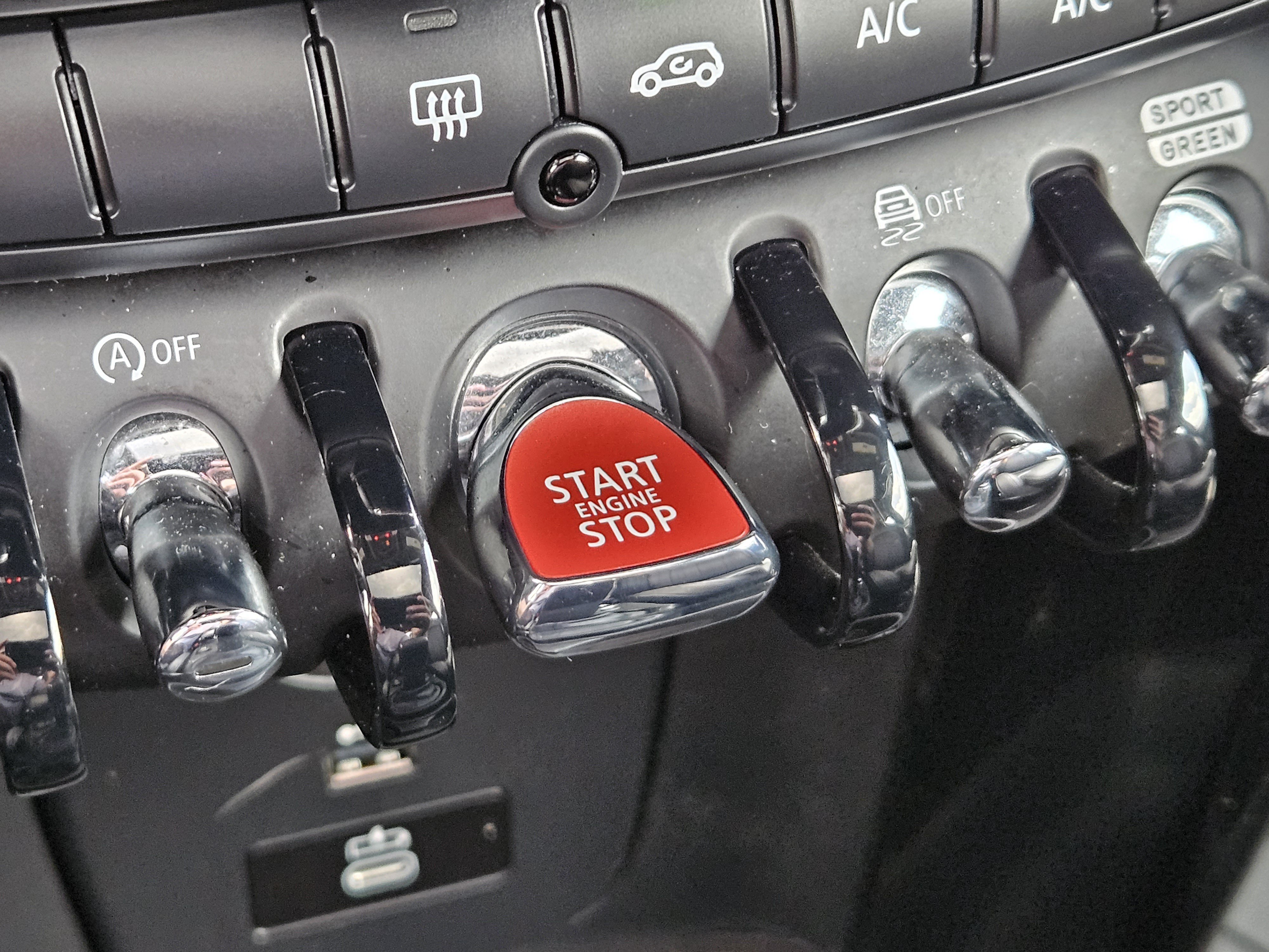 Used 2023 MINI Cooper John Cooper Works w/ Driver Assistance Package FWD image 21