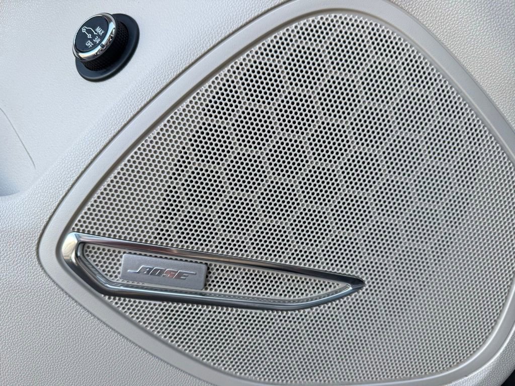 Used 2023 Buick Envision Avenir FWD image 19