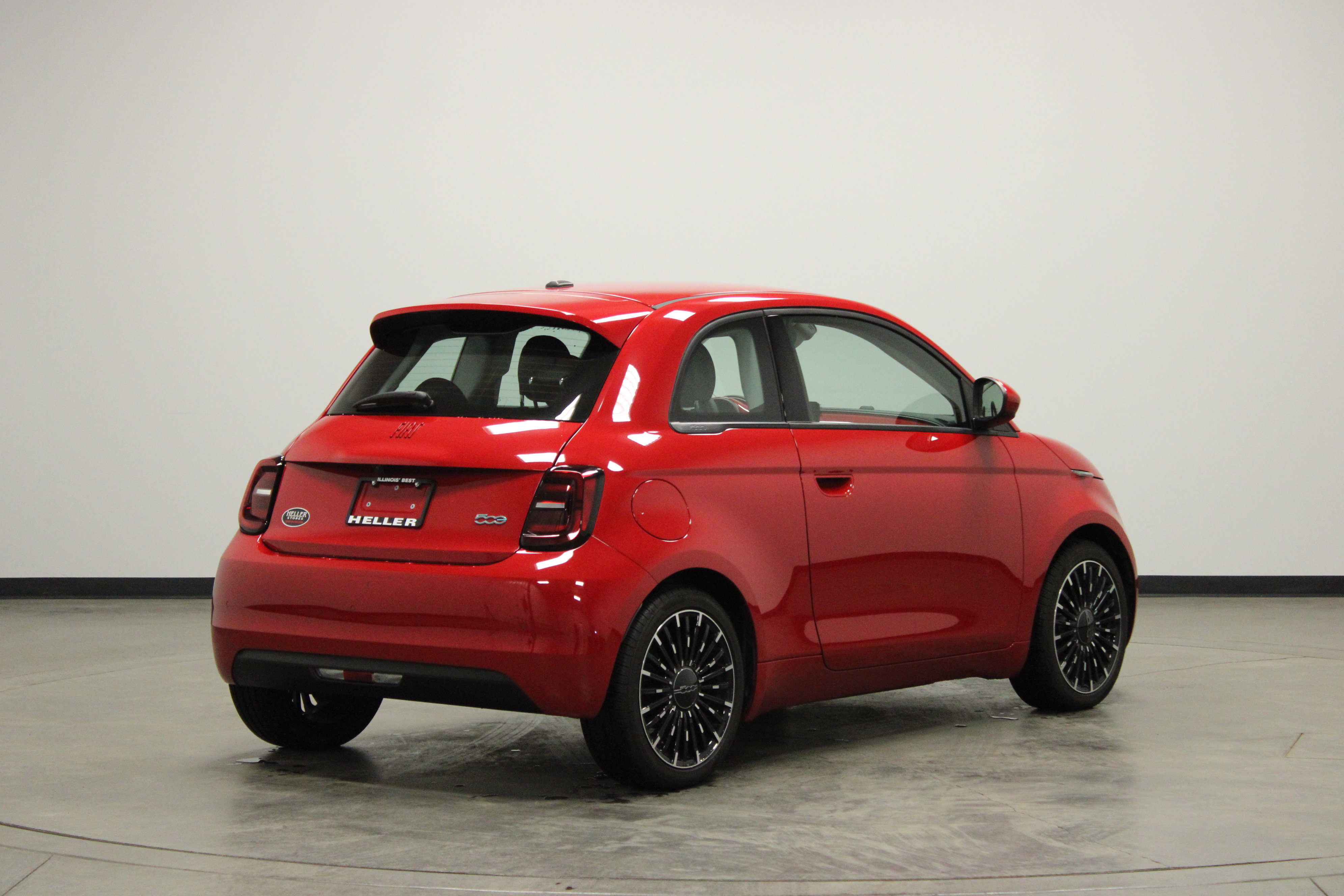 Used 2024 FIAT 500 e (RED) image 8