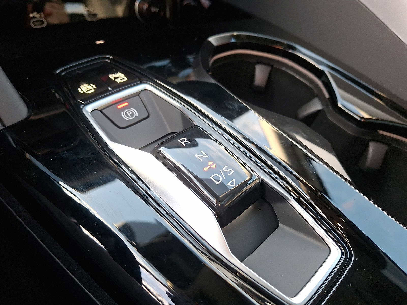 New 2025 Audi Q5 Premium Plus image 14