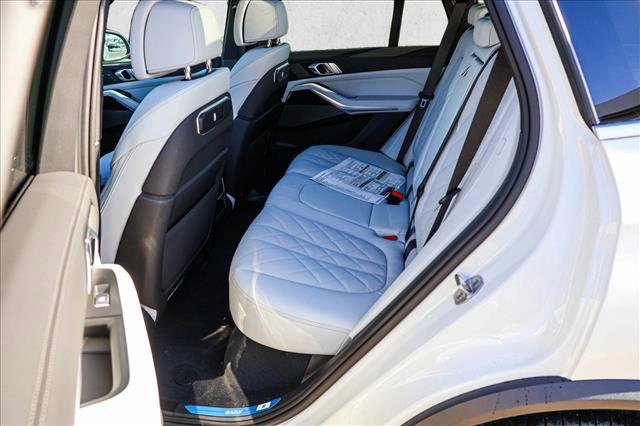 Used 2026 BMW X5 xDrive40i w/ Climate Comfort Package image 21