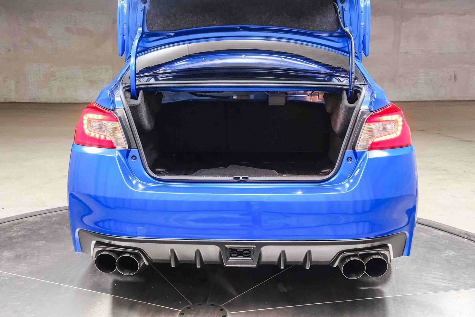 Used 2020 Subaru WRX STI AWD/4WD image 34