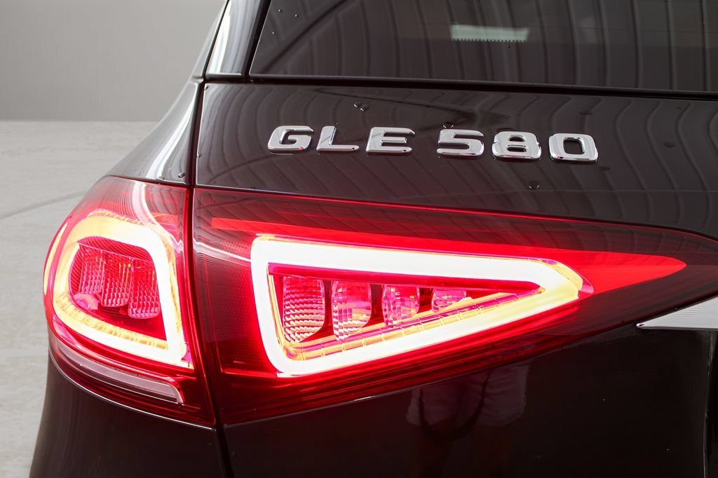 Used 2022 Mercedes-Benz GLE 580 4MATIC image 43