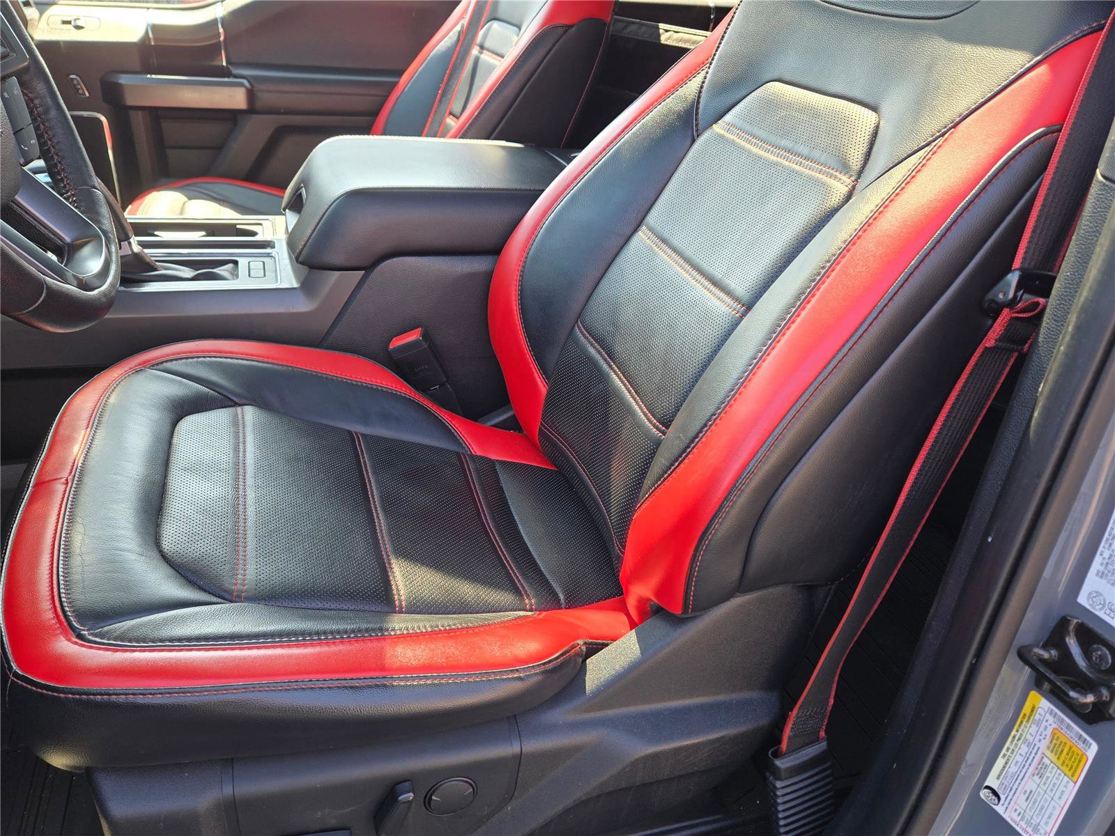 Used 2019 Ford F150 Lariat w/ Equipment Group 502A Luxury image 19