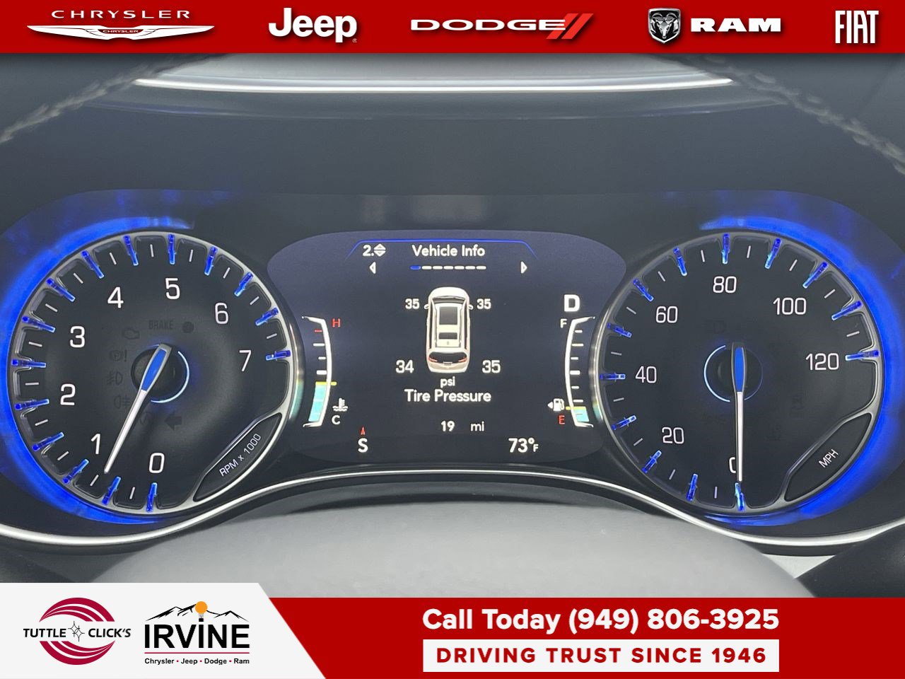 Used 2026 Chrysler Pacifica Limited w/ Uconnect Theater Family Group image 24