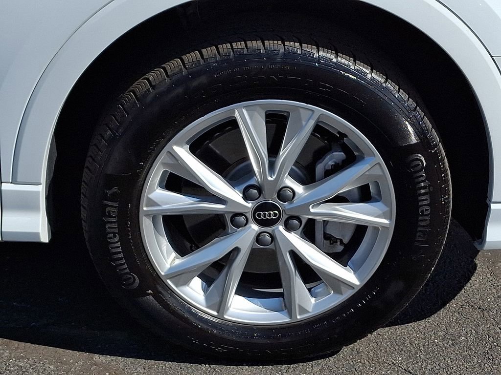 Certified 2025 Audi Q3 2.0T Premium Plus w/ Premium Plus Package image 15