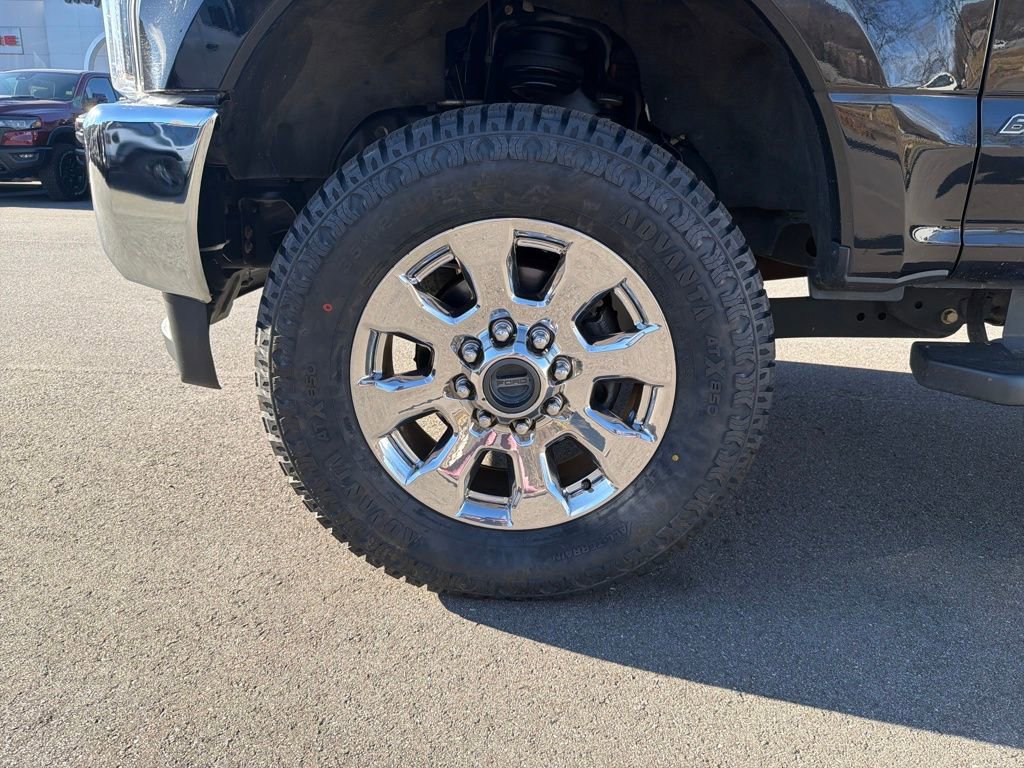 Used 2019 Ford F250 Lariat w/ Chrome Package image 35