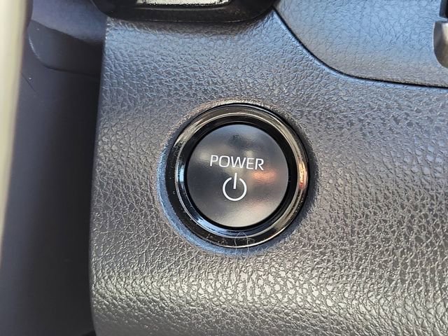 Used 2025 Toyota Camry LE FWD image 10