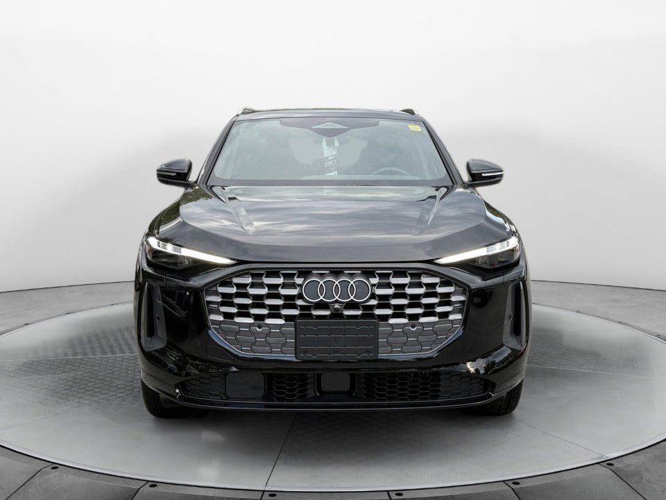 New 2025 Audi Q5 Premium Plus