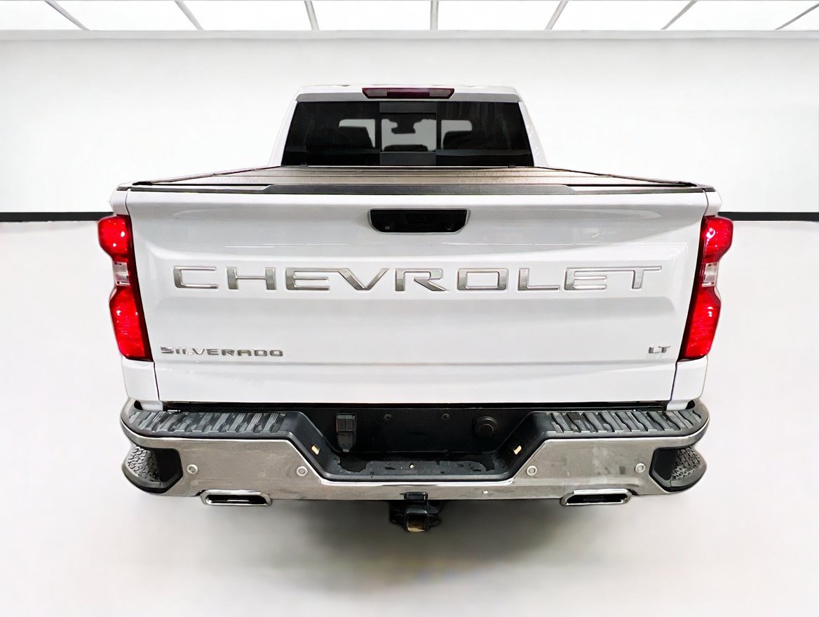 Used 2023 Chevrolet Silverado 1500 LT AWD/4WD image 5