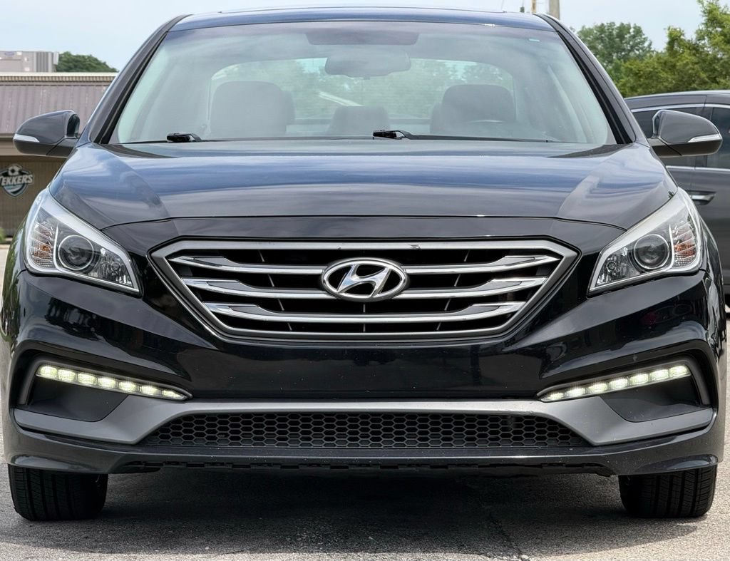 Used 2017 Hyundai Sonata Sport w/ Value Edition Package 02 FWD image 8