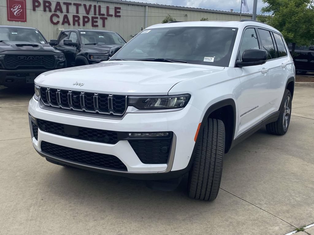 New 2026 Jeep Grand Cherokee L Limited w/ Luxury Tech Group II RWD image 33