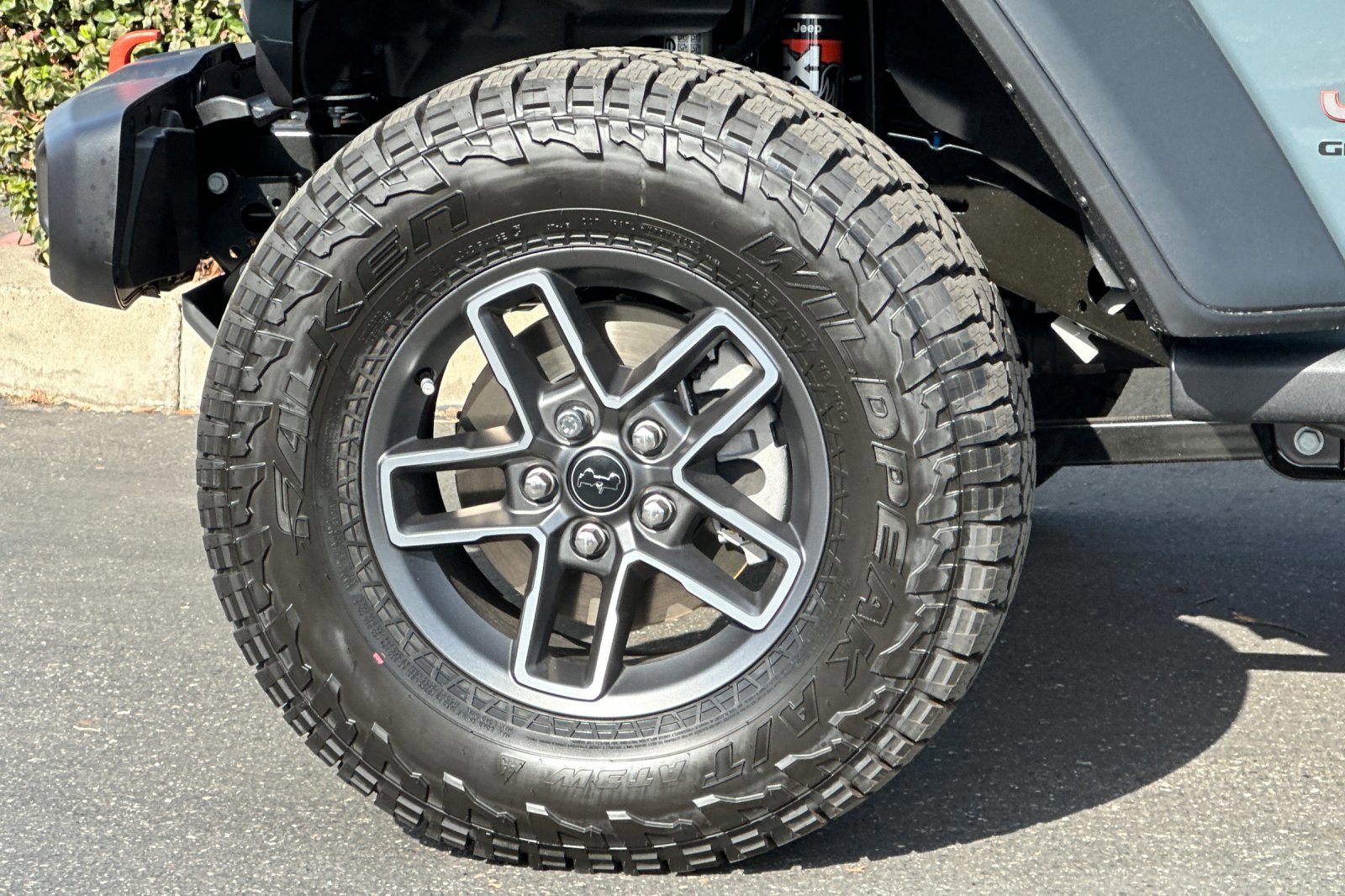 New 2025 Jeep Gladiator Mojave w/ Convenience Group image 24