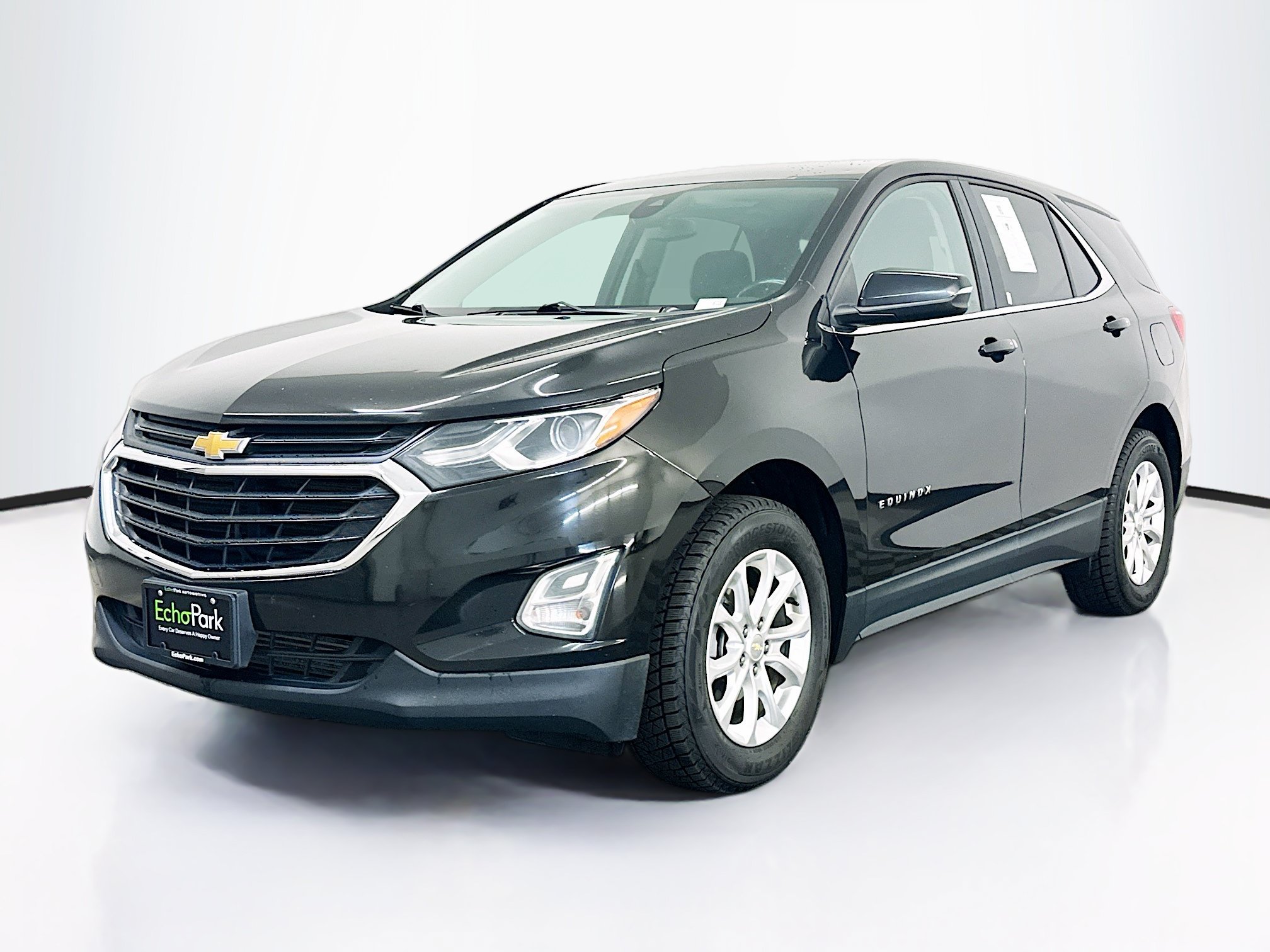 Used 2019 Chevrolet Equinox LT w/ Driver Convenience Package AWD/4WD image 3