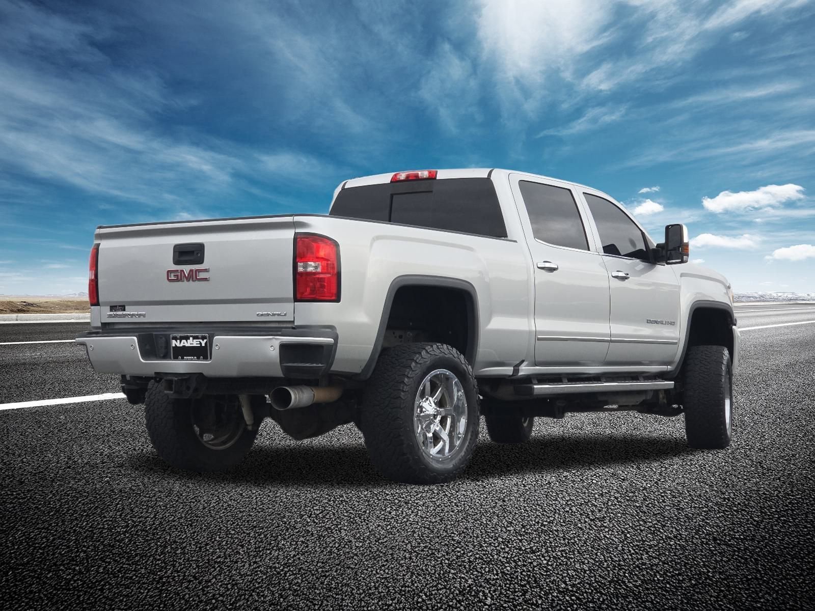 Used 2018 GMC Sierra 2500 Denali w/ Duramax Plus Package image 20