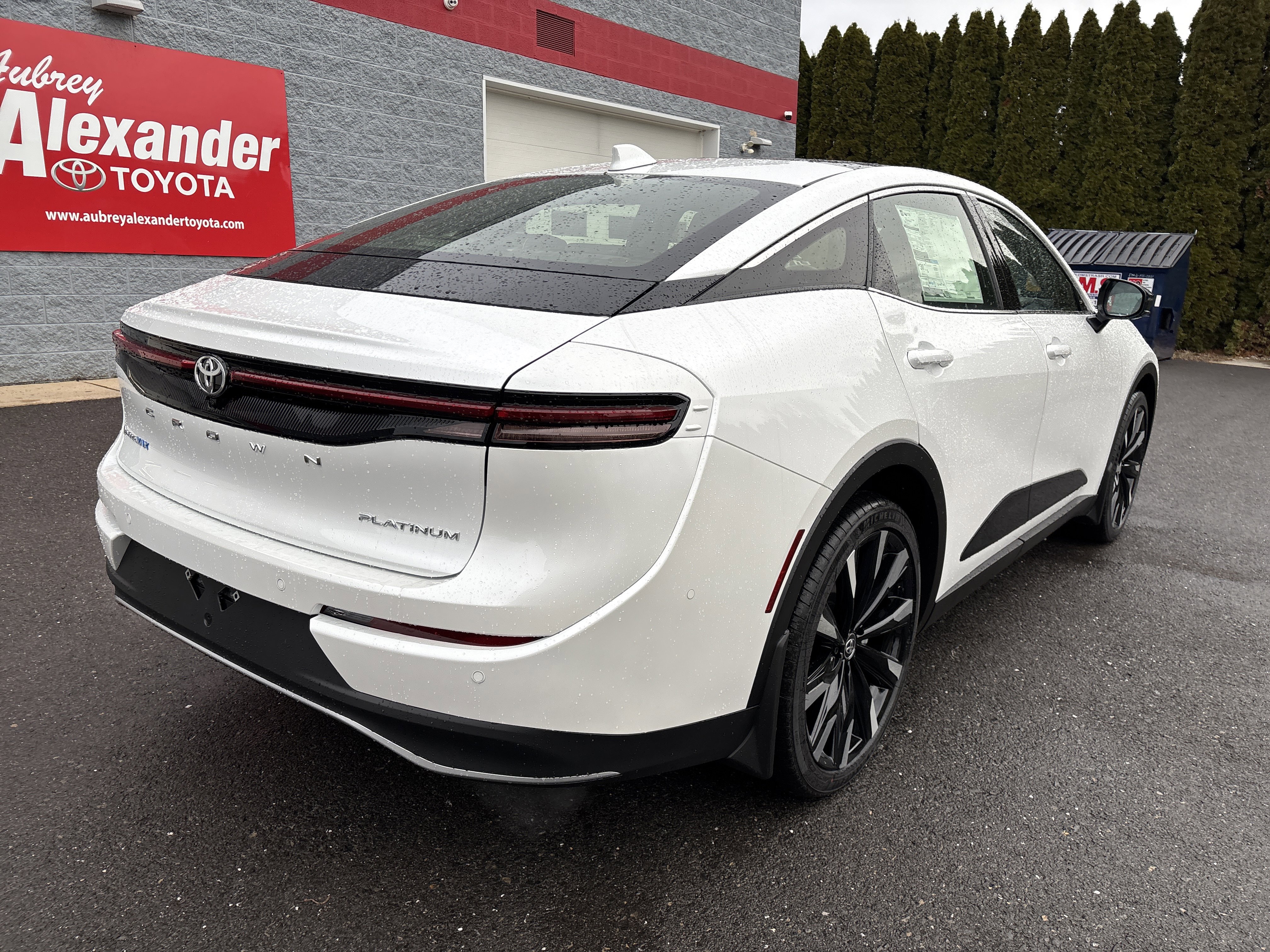 New 2026 Toyota Crown Platinum image 3
