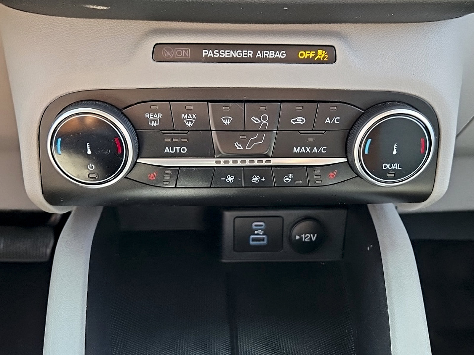 Certified 2023 Ford Escape Active AWD/4WD image 19