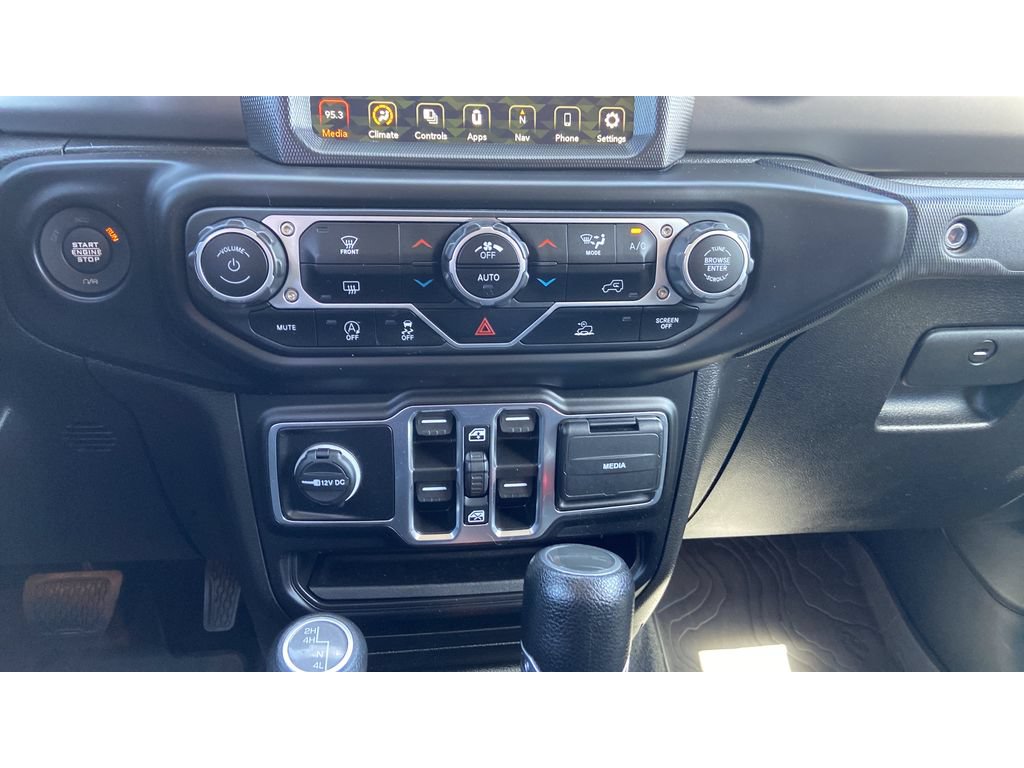 Used 2023 Jeep Gladiator Sport AWD/4WD image 13