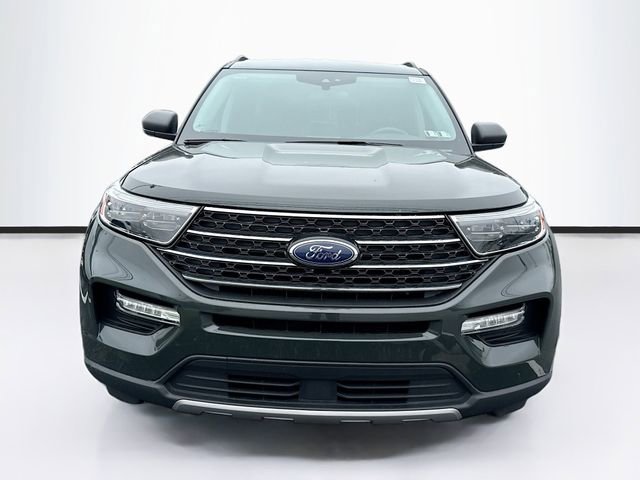 Certified 2023 Ford Explorer XLT w/ Equipment Group 202A image 2